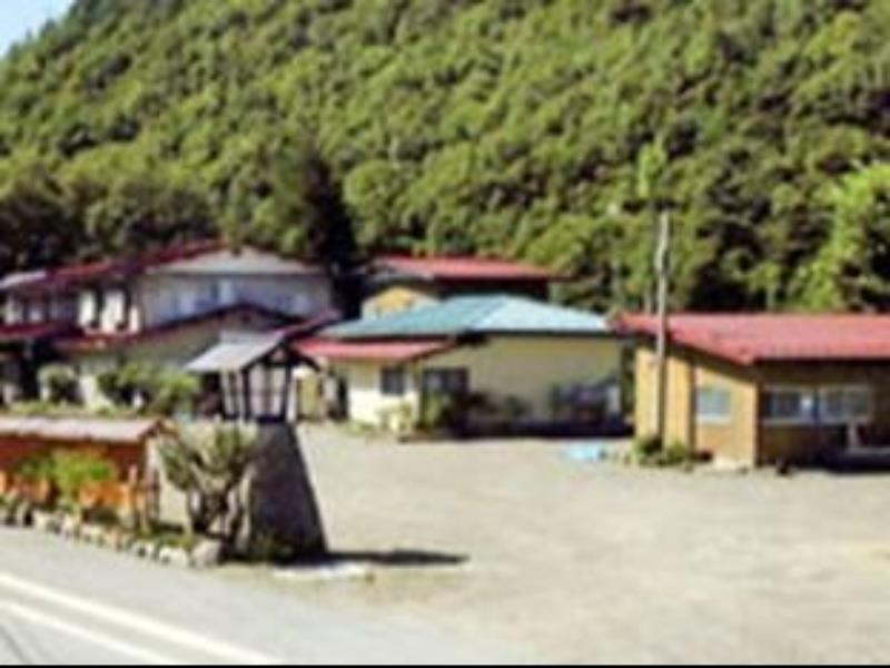 Iwatakiso Hotel Takayama  Zewnętrze zdjęcie